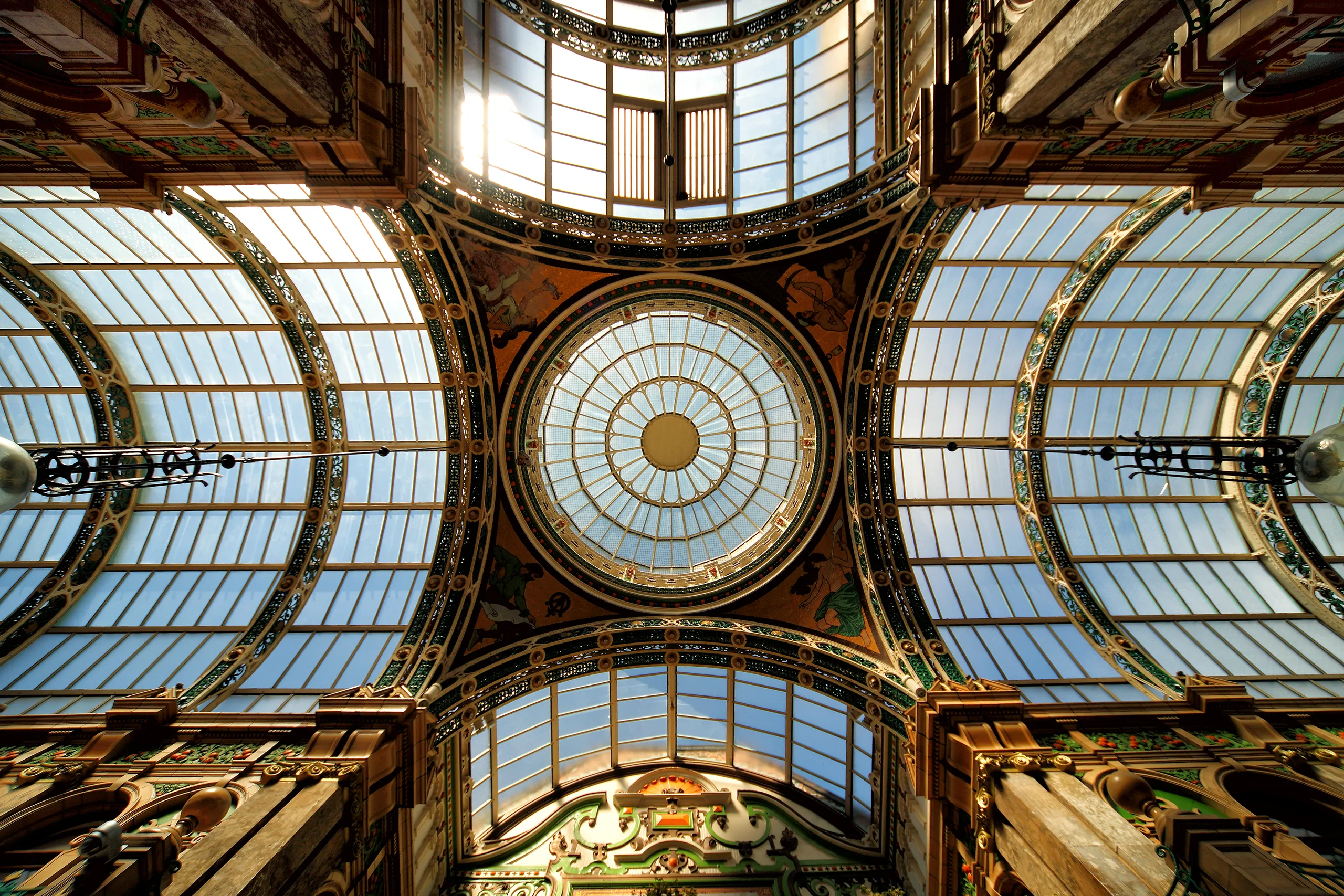 Victoria Quarter, Leeds - architect glass solutions